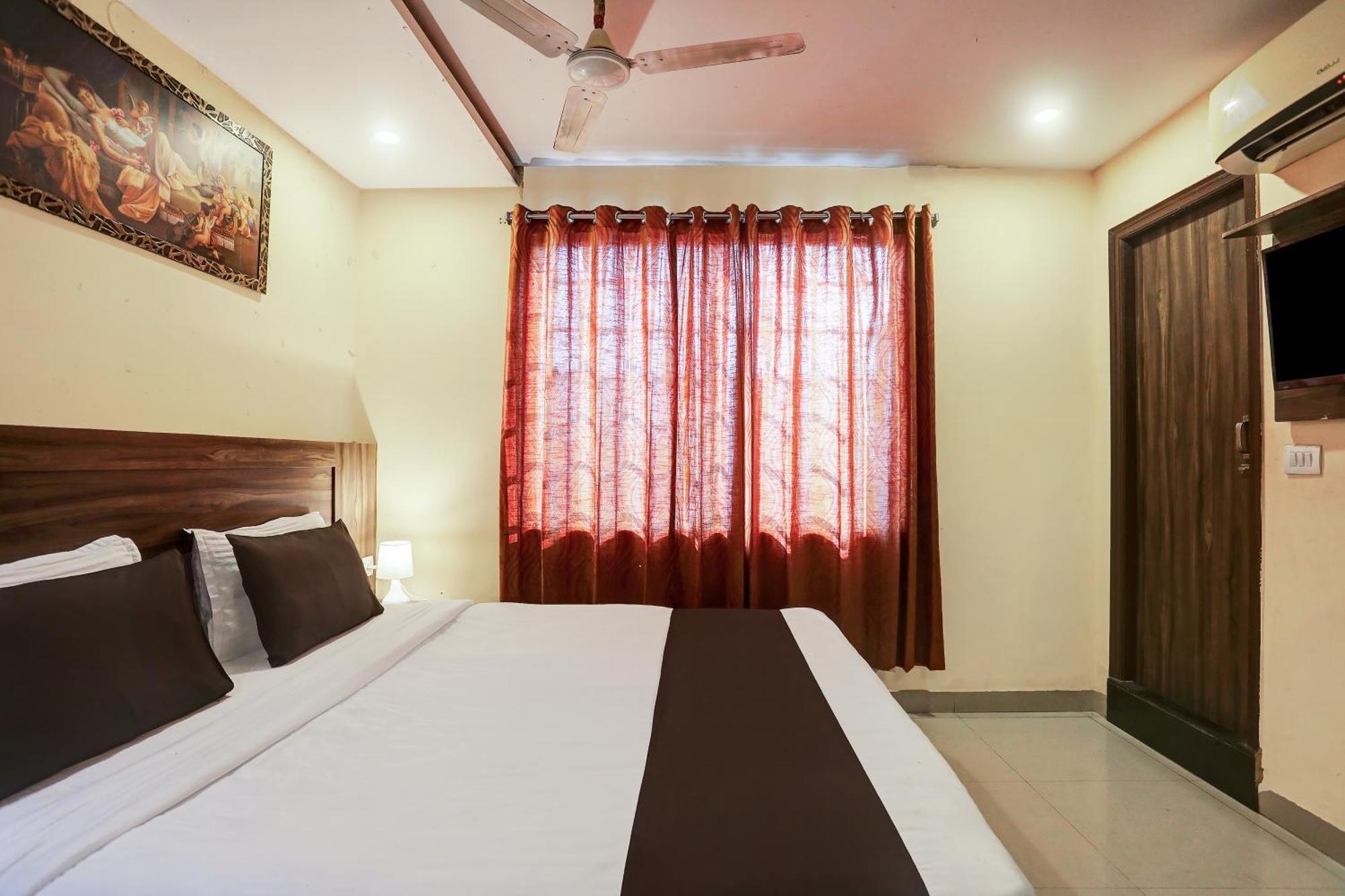 OYO 16428 Hotel Vaishnavi Inn Haïdarabad Extérieur photo
